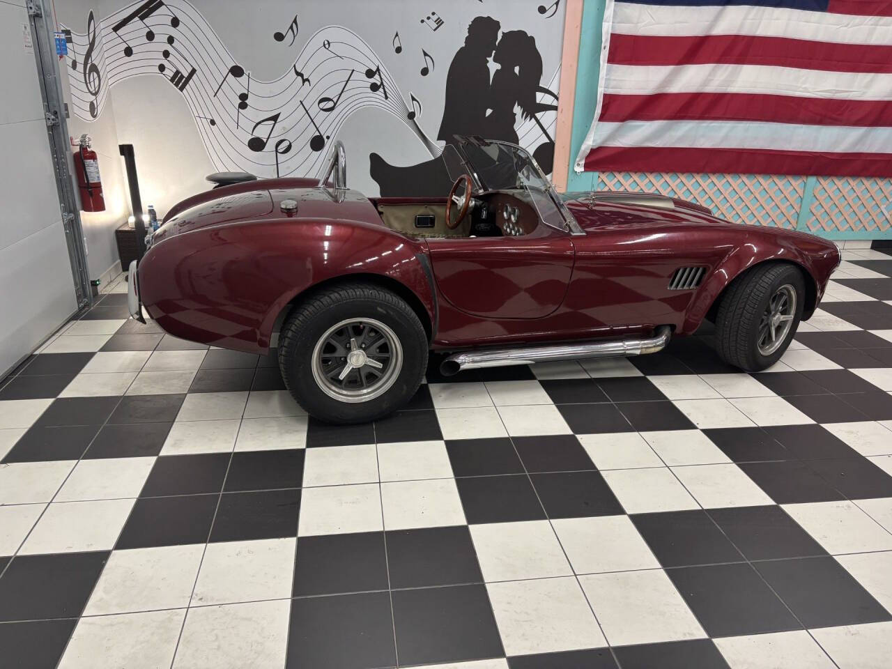 1966 Ford Cobra 3