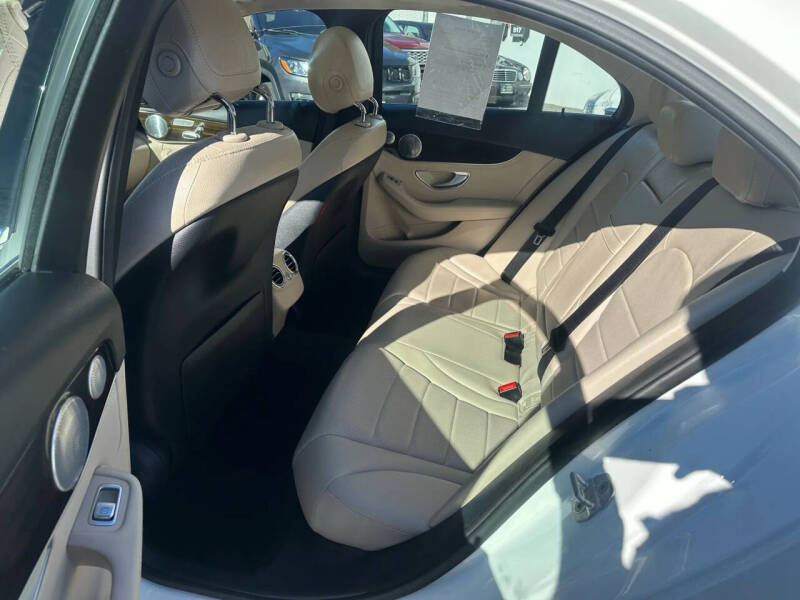 2016 Mercedes-Benz C-Class