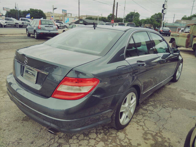 2011 Mercedes-Benz C-Class C 300 Luxury