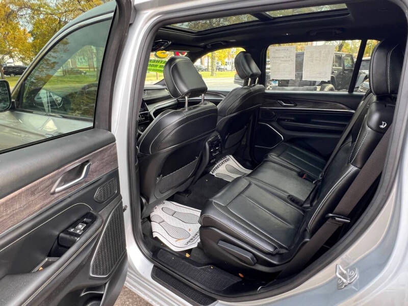 2023 Jeep Grand Cherokee L Overland