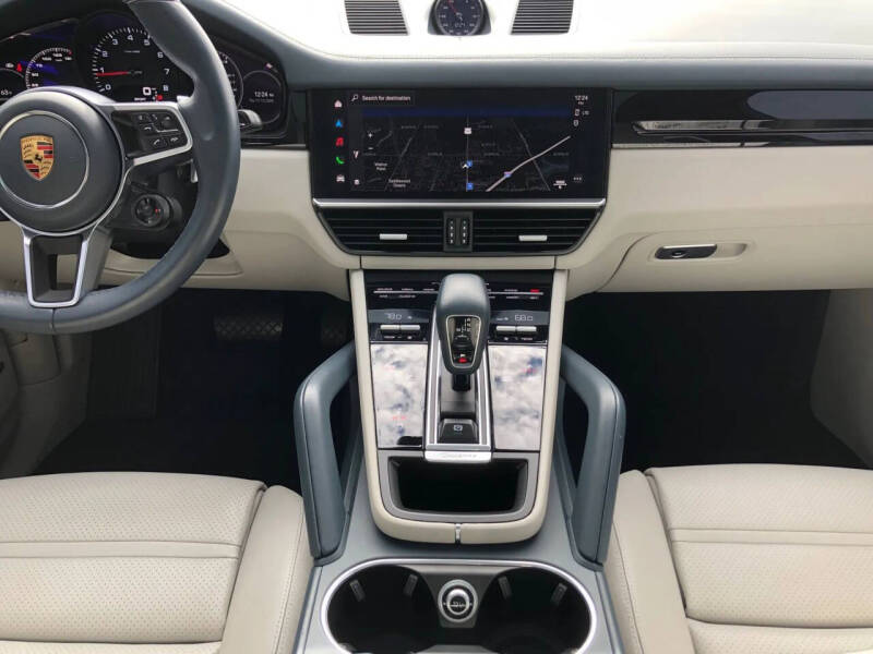 2022 Porsche Cayenne