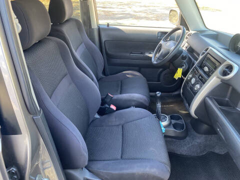 2004 Scion xB