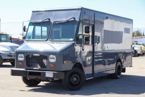 2020 Freightliner MT45 Chassis