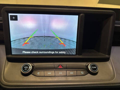 2022 Ford Maverick XL