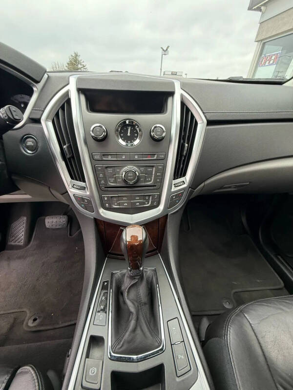 2011 Cadillac SRX Performance Collection