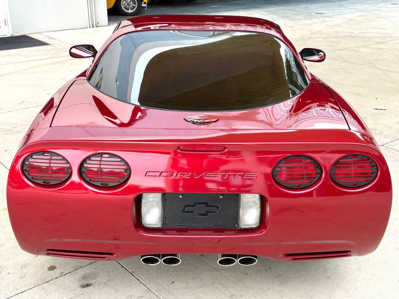 2004 Chevrolet Corvette 9
