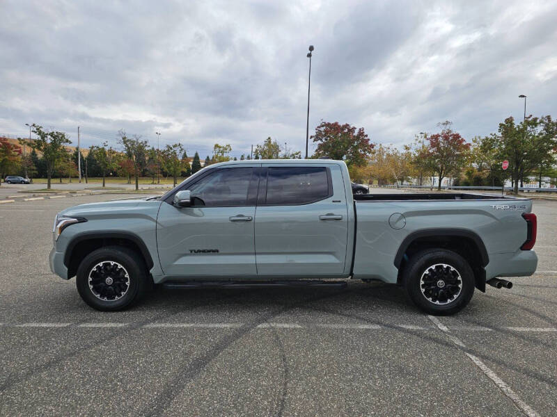 2022 Toyota Tundra SR5