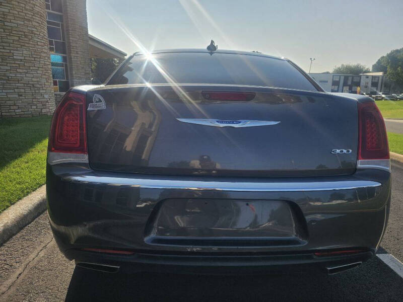 2019 Chrysler 300 Limited