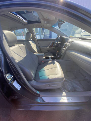 2011 Toyota Camry XLE V6