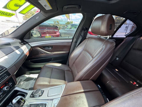 2015 BMW 5 Series 528i