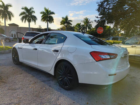 2017 Maserati Ghibli