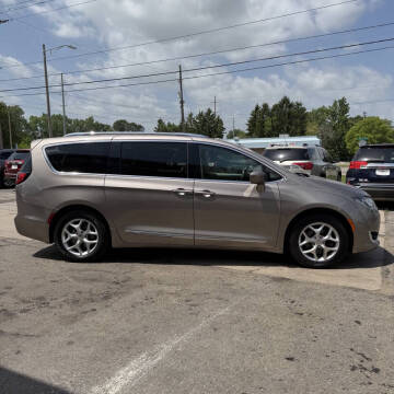 2018 Chrysler Pacifica Touring L