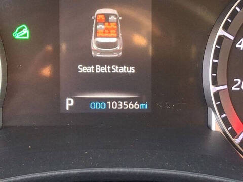 2020 Toyota Highlander LE