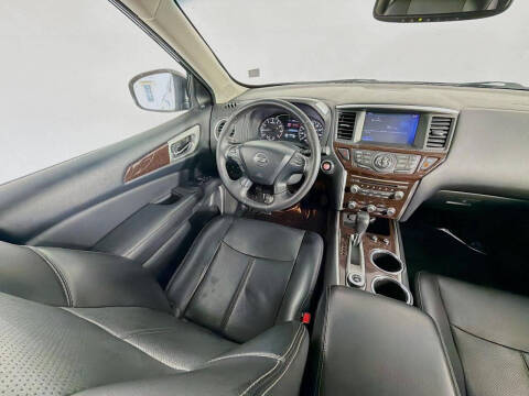 2015 Nissan Pathfinder Platinum