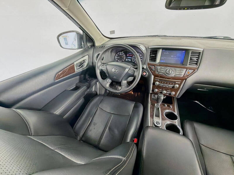 2015 Nissan Pathfinder Platinum