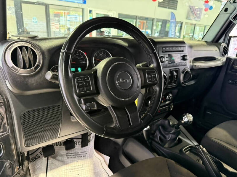 2017 Jeep Wrangler Unlimited Sport