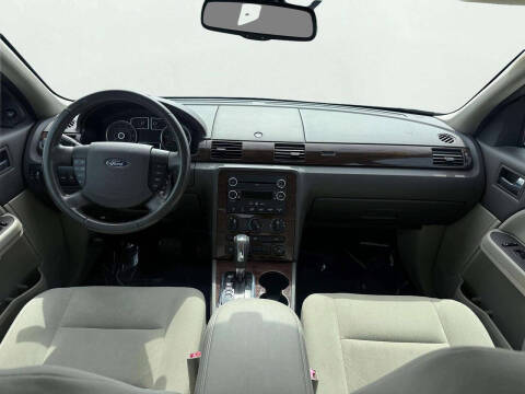2008 Ford Taurus SEL