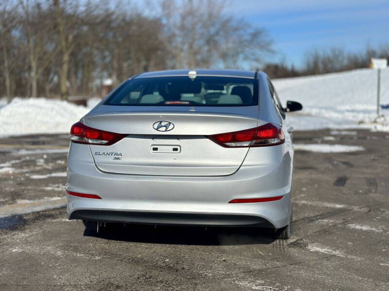 2017 Hyundai Elantra SE