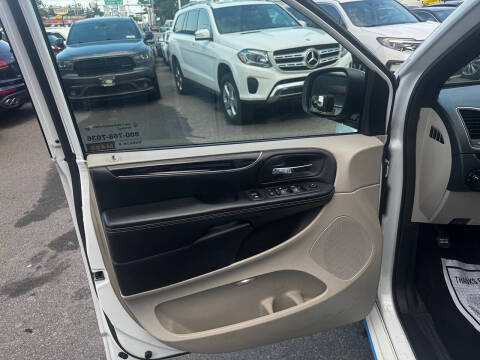 2020 Dodge Grand Caravan SXT