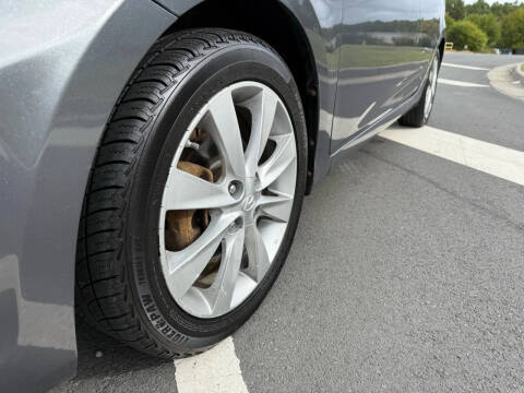 2012 Hyundai Accent SE