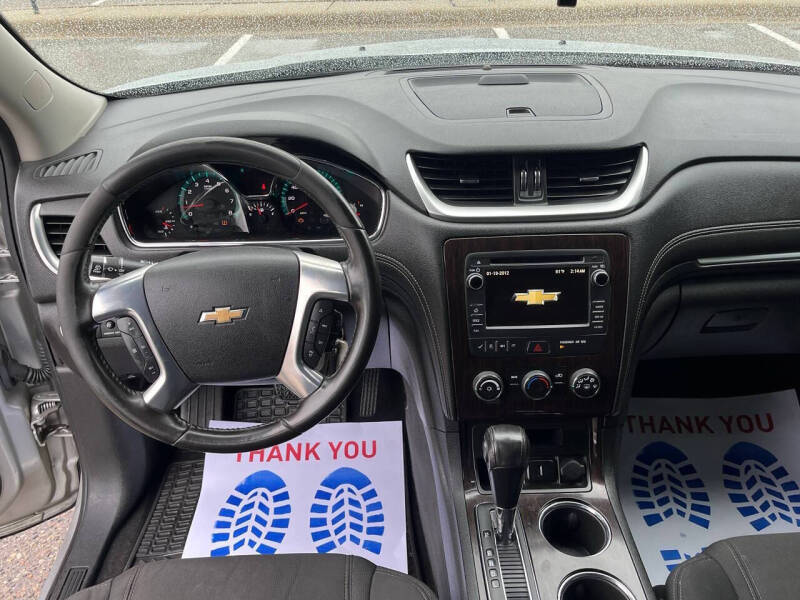 2017 Chevrolet Traverse LT