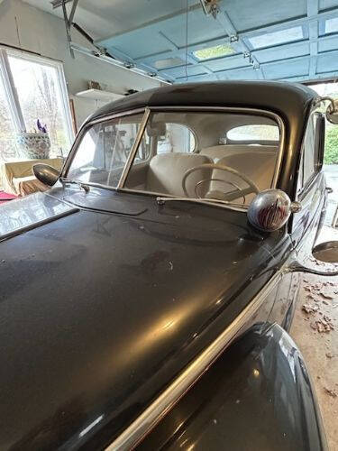 1948 Ford Super Deluxe