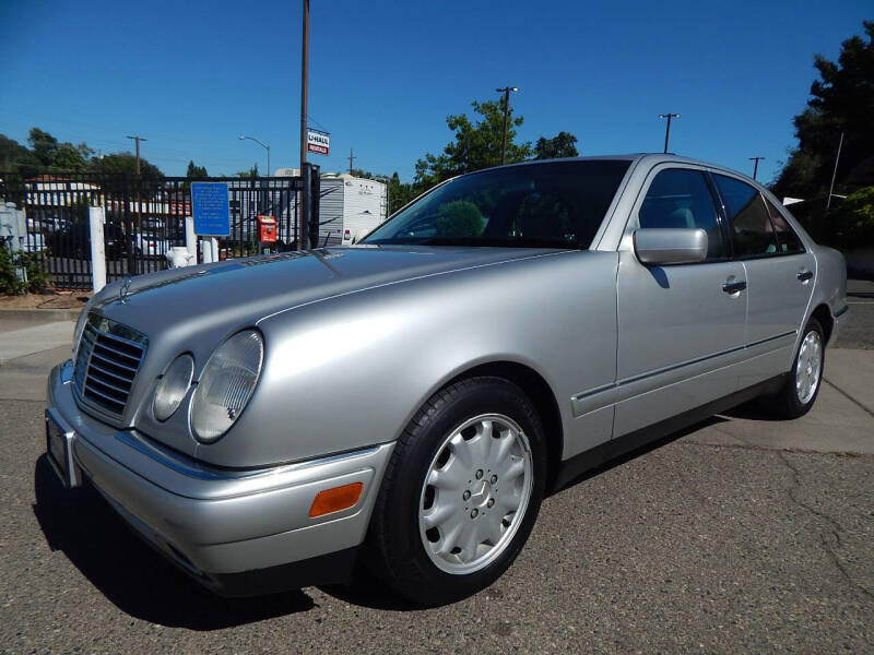 1999 Mercedes-Benz E-Class E 320