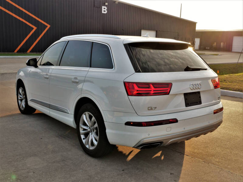 2017 Audi Q7 3.0T quattro Premium Plus