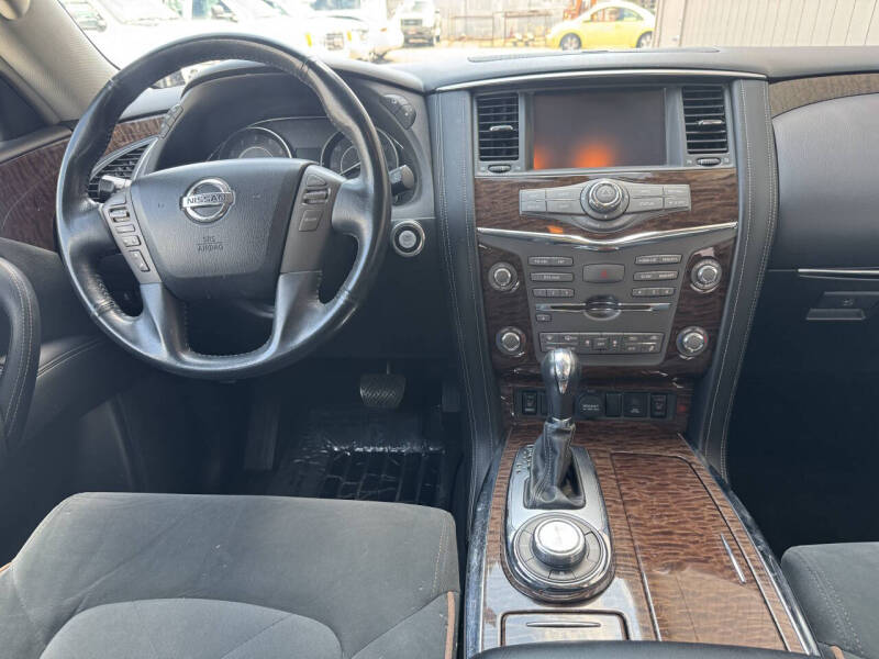 2017 Nissan Armada