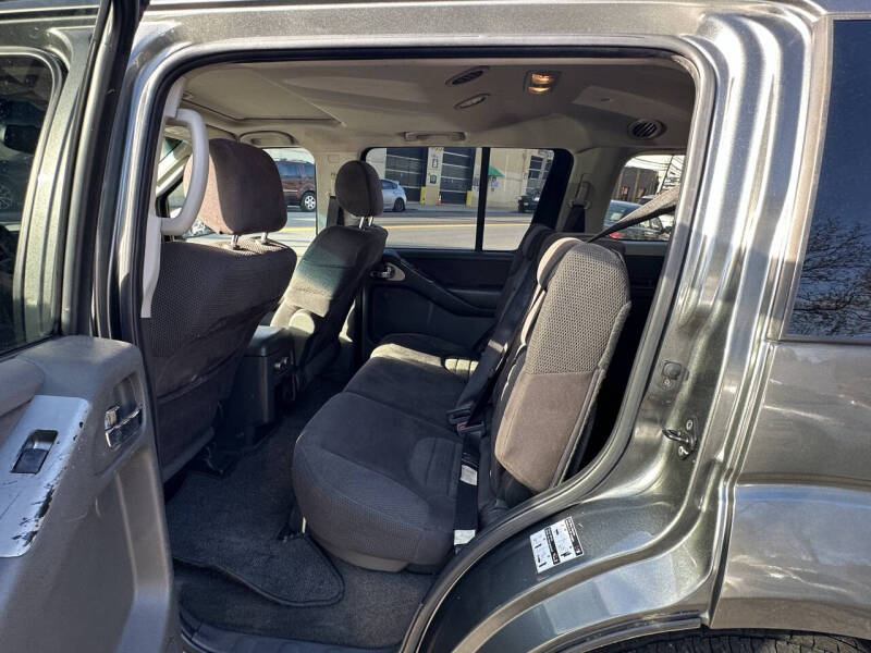 2007 Nissan Pathfinder SE