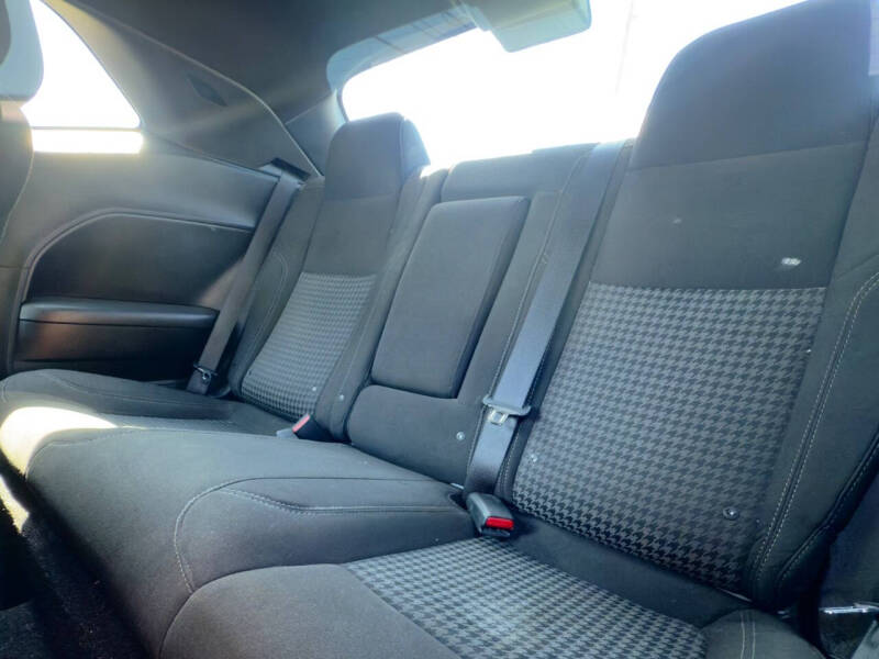 2020 Dodge Challenger SXT