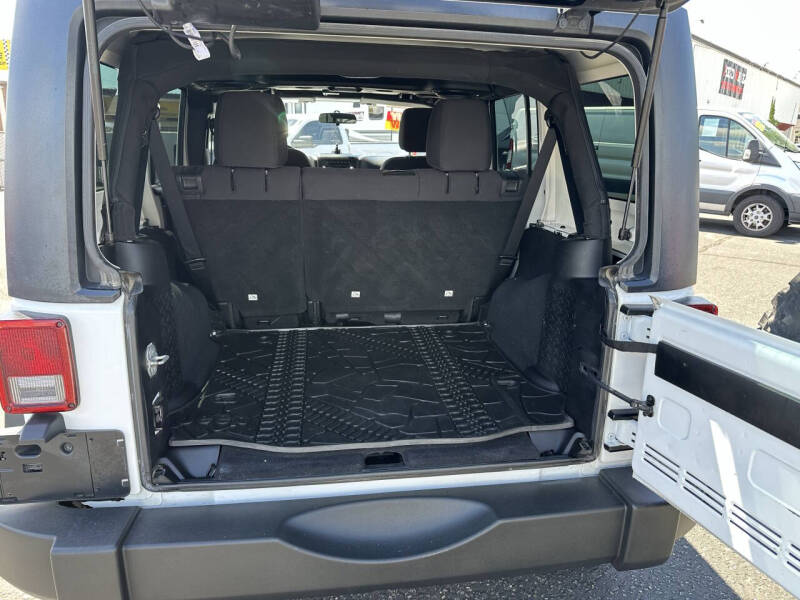 2013 Jeep Wrangler Unlimited Sport