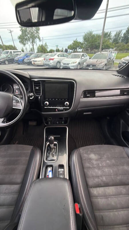 2020 Mitsubishi Outlander