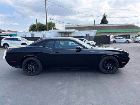 2013 Dodge Challenger SXT