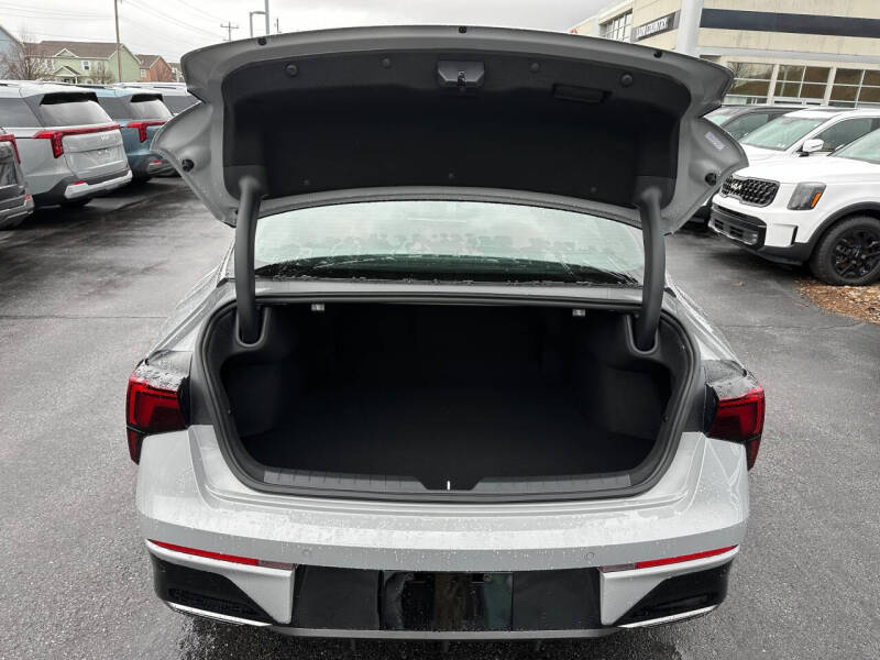2026 Kia K5