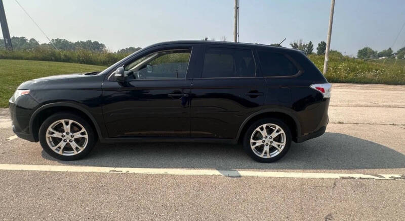 2015 Mitsubishi Outlander SE