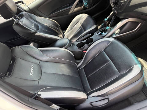 2013 Hyundai Veloster Turbo