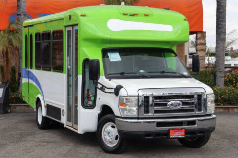 2015 Ford E-Series E-450 SD