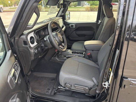 2025 Jeep Gladiator Willys