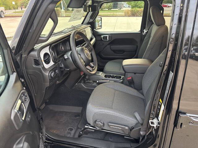 2025 Jeep Gladiator Willys