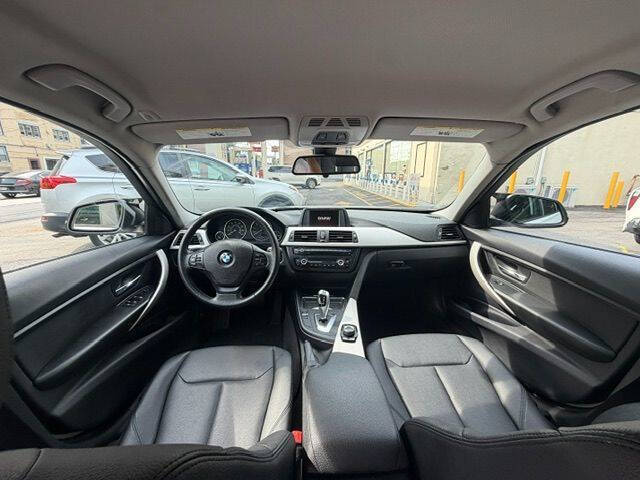 2014 BMW 3 Series 320i