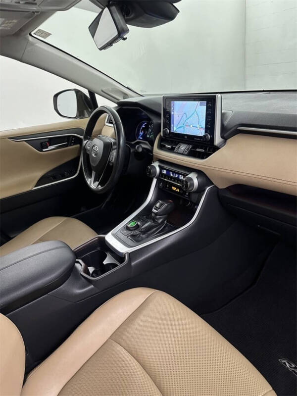 2019 Toyota RAV4 Hybrid Limited