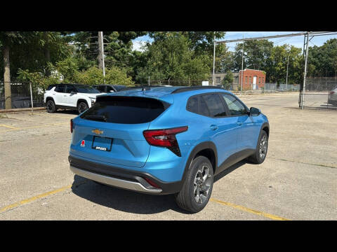 2025 Chevrolet Trax LT