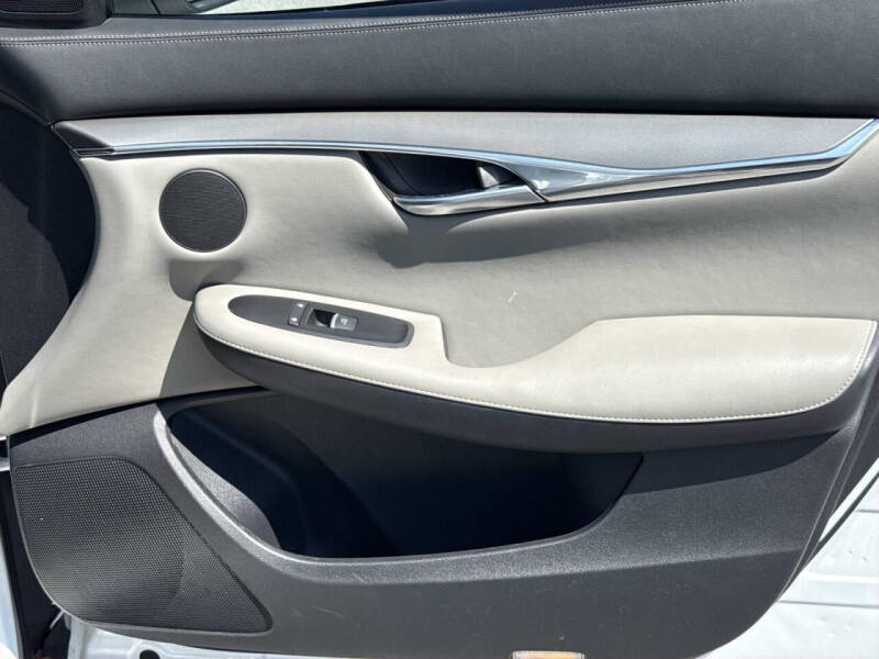 2023 Infiniti QX50 Luxe