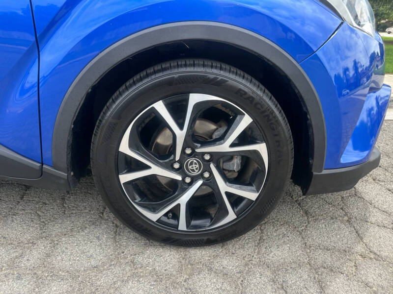 2018 Toyota C-HR XLE Premium