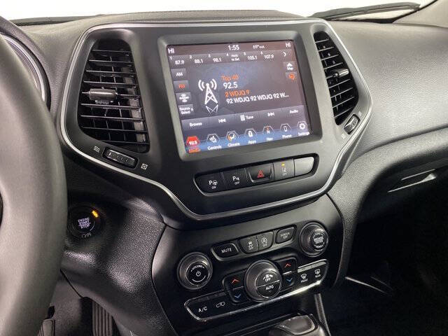 2023 Jeep Cherokee Altitude Lux