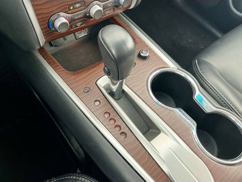 2019 Nissan Pathfinder Platinum