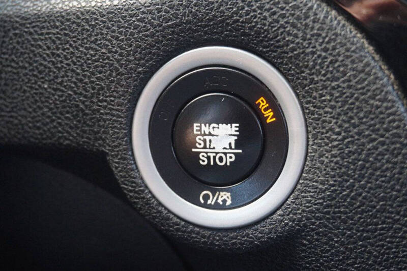 2018 Chrysler 300 S