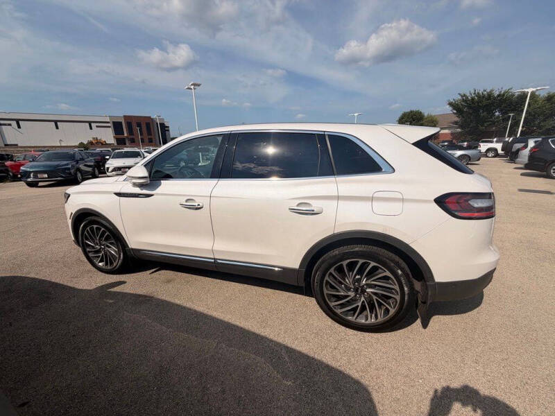 2019 Lincoln Nautilus Reserve