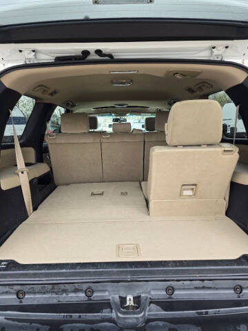 2013 Toyota Sequoia SR5